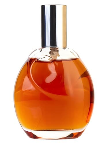 Based on Chlo├й Chlo├й (Parfums Chlo├й)